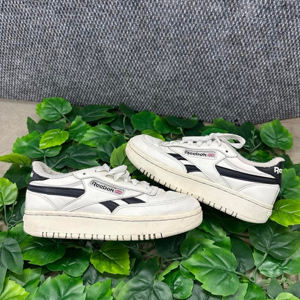 Reebok Club C 85 Leather Sneakers White Black Women's 7 Vintage